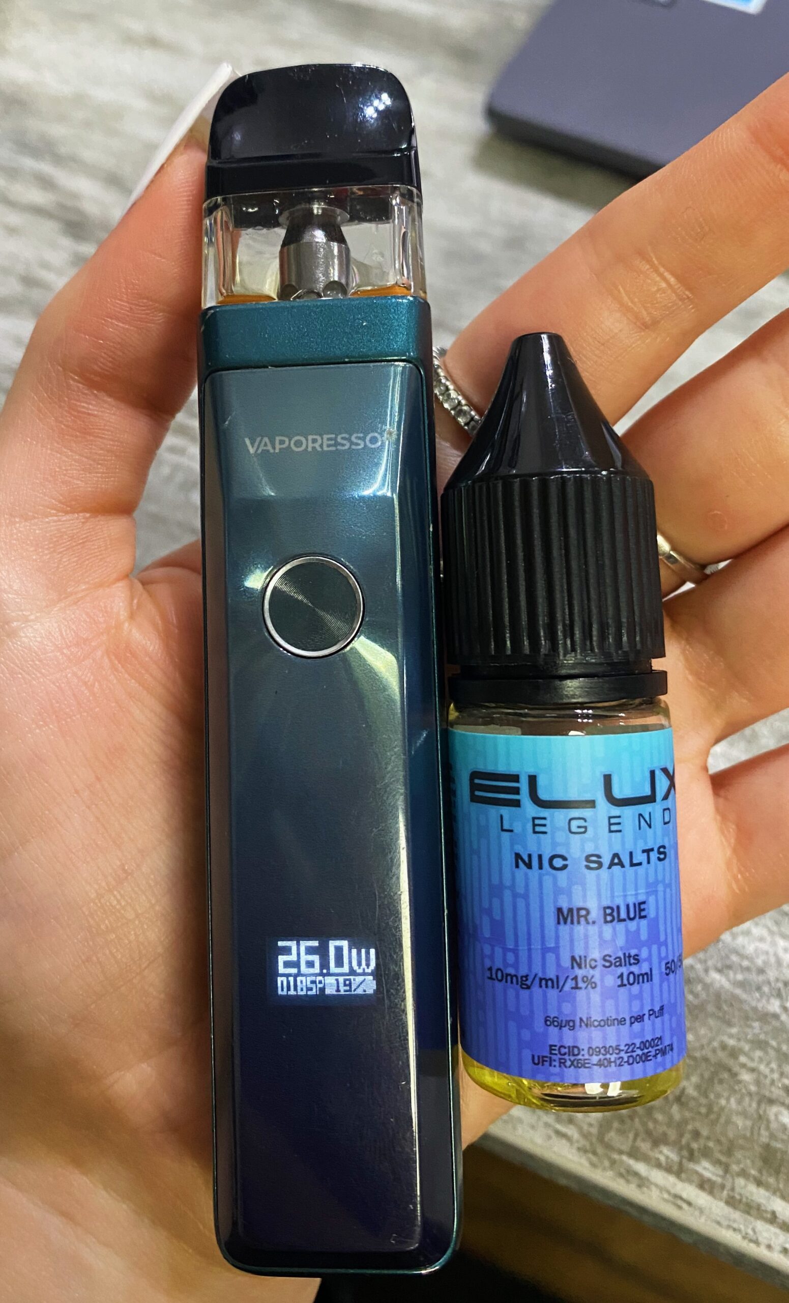 Vape Kit Reviews 2024: Vaporesso Xros Pro... Power Like Never Before